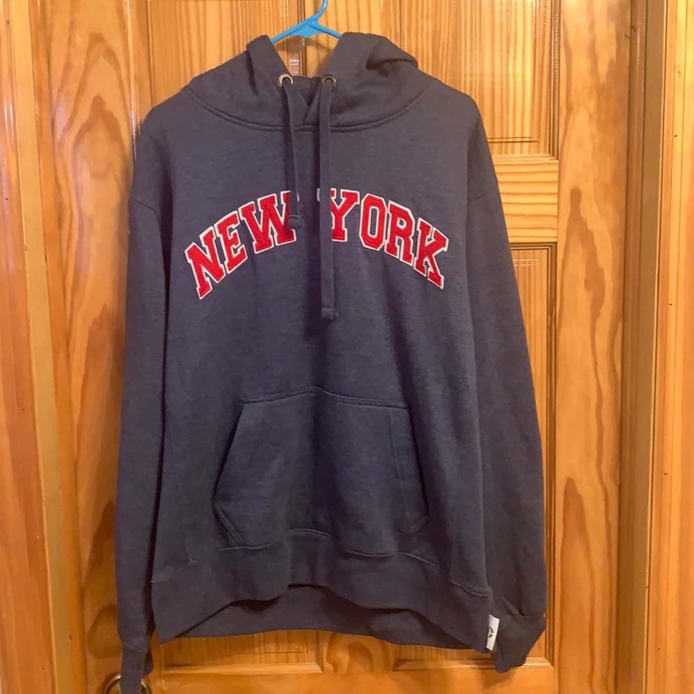 Nwot grey whale outfitters hoodie size L